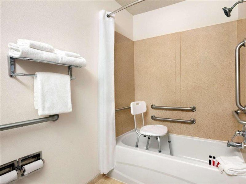 Microtel & By Wyndham Culpeper